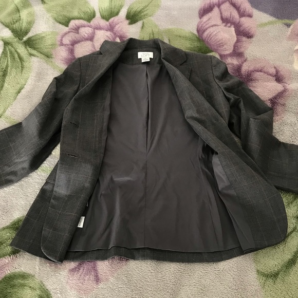 Loft by Ann Taylor Wool Blazer - Picture 3 of 13